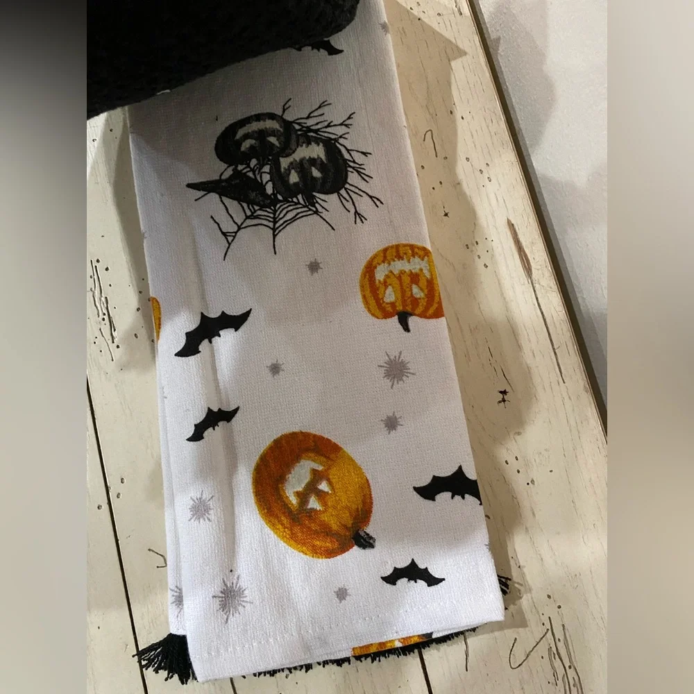 Tahari Home Halloween Glow in the Dark Kitchen Towels Trio - Brand New!